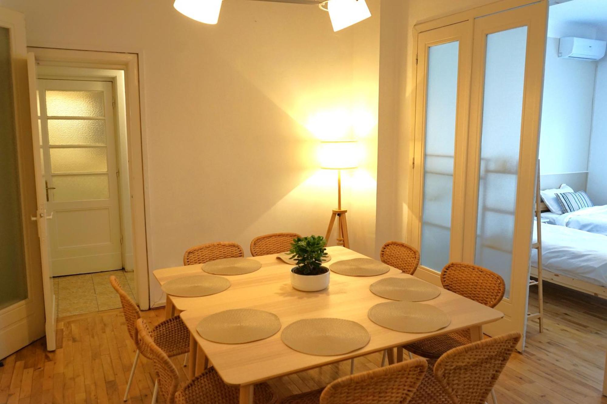 Spacious 3Br, 2Bt With 5 Balconies Bucarest Esterno foto