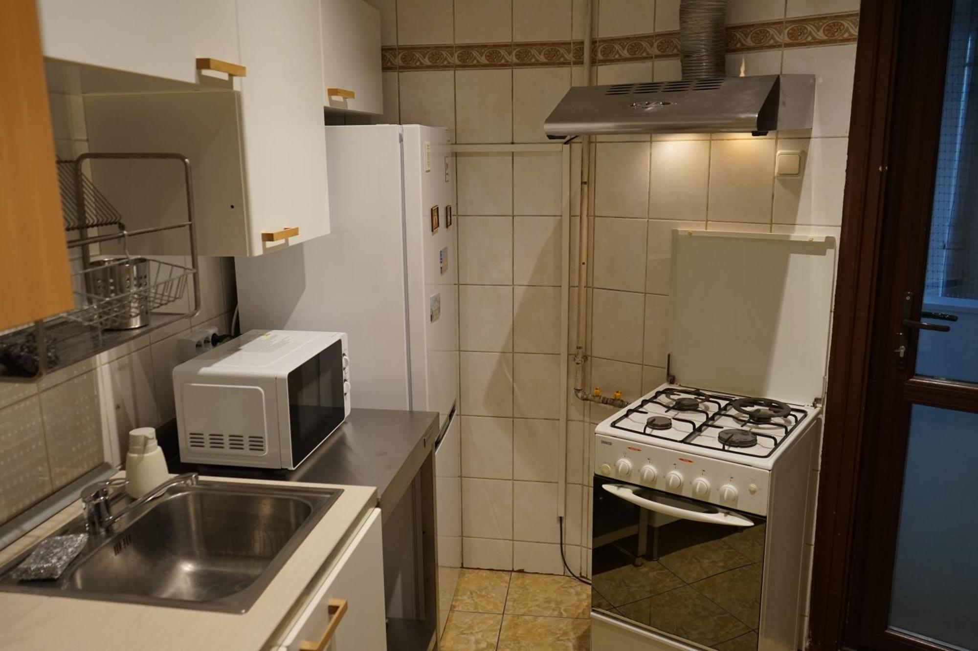 Spacious 3Br, 2Bt With 5 Balconies Bucarest Esterno foto