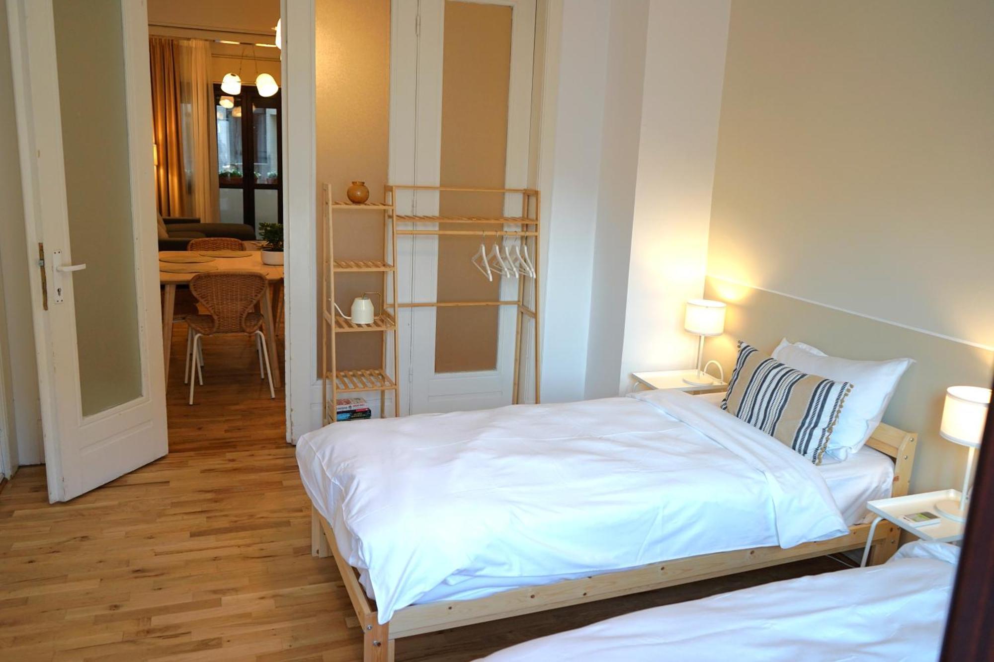 Spacious 3Br, 2Bt With 5 Balconies Bucarest Esterno foto