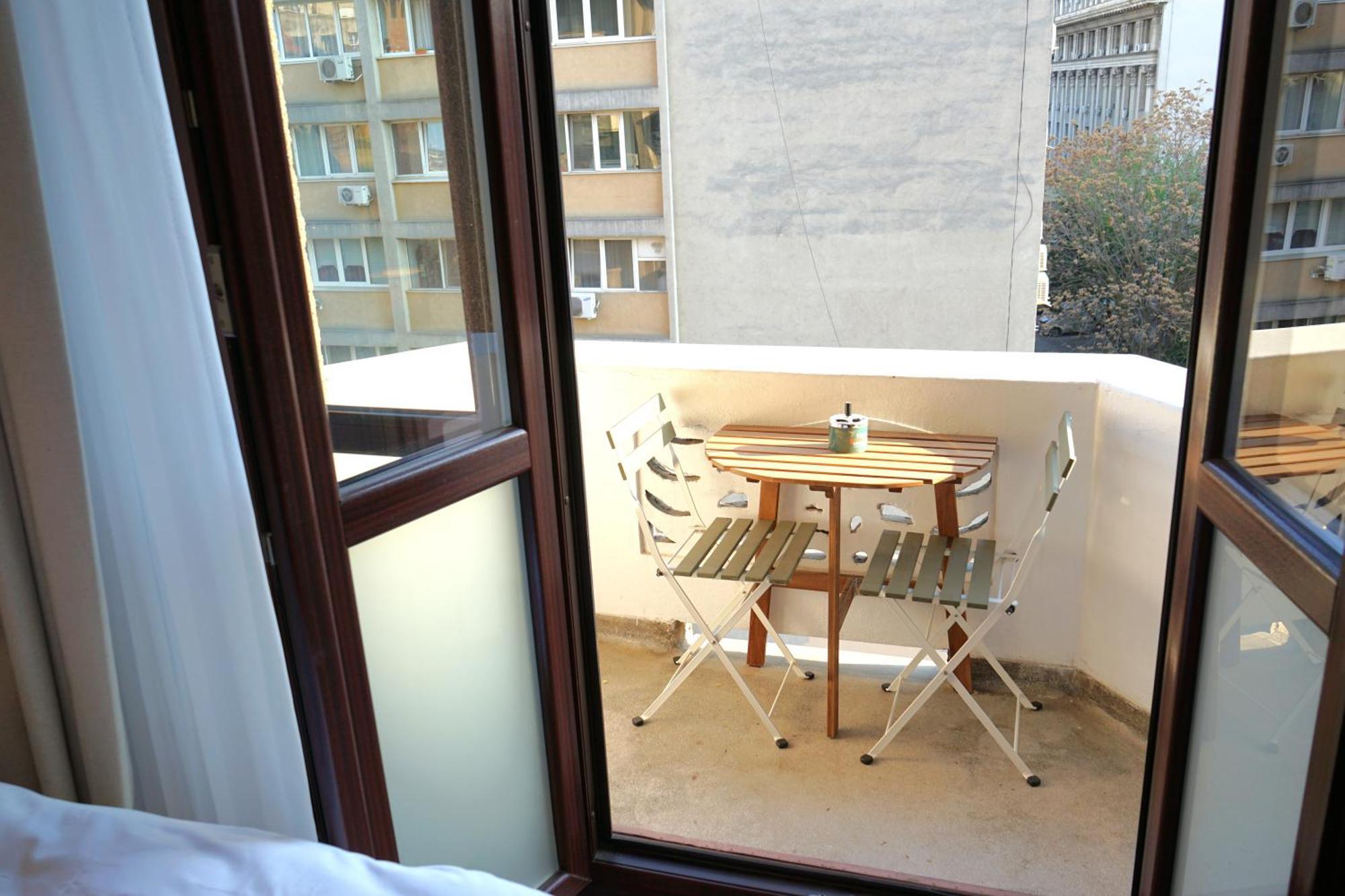 Spacious 3Br, 2Bt With 5 Balconies Bucarest Esterno foto
