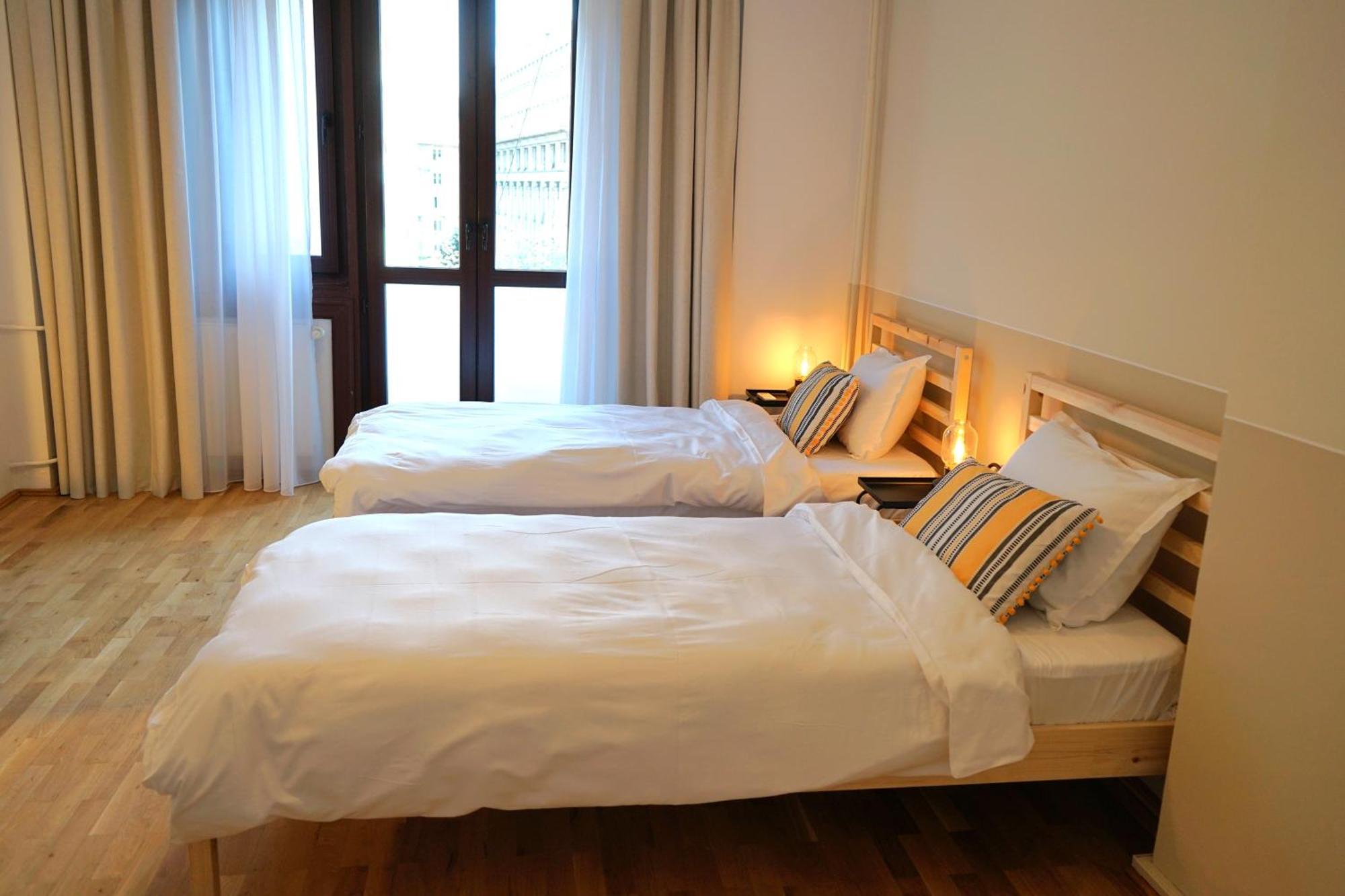 Spacious 3Br, 2Bt With 5 Balconies Bucarest Esterno foto
