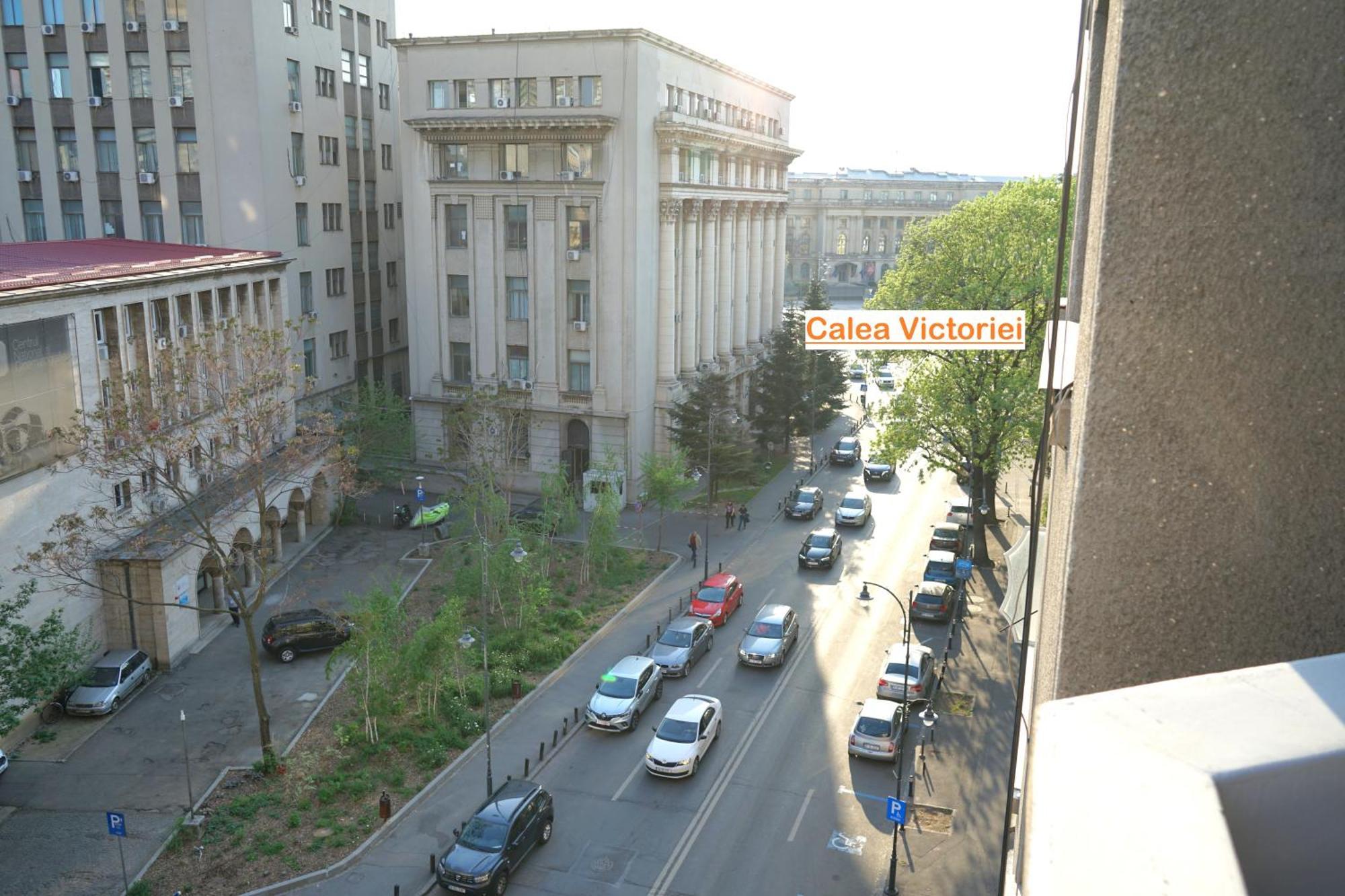 Spacious 3Br, 2Bt With 5 Balconies Bucarest Esterno foto